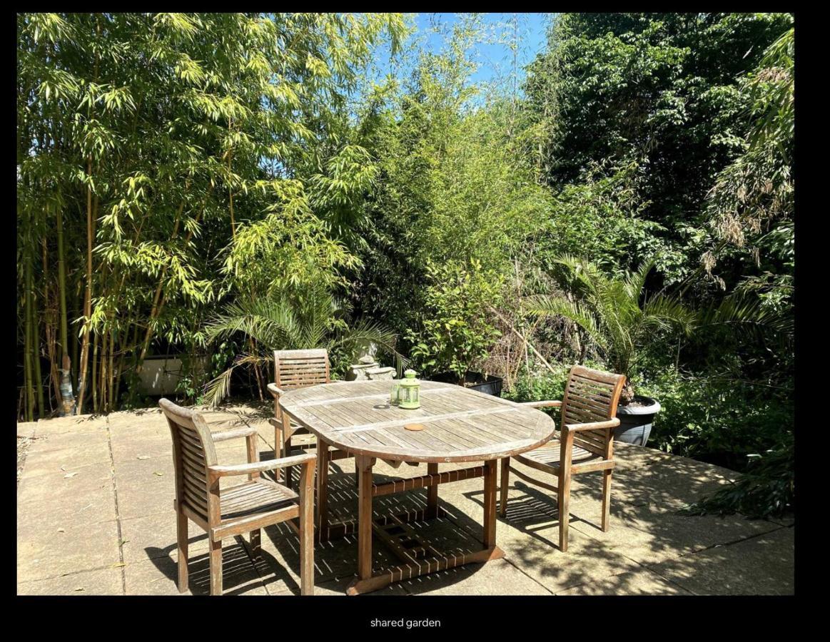 Mezzanine Studio Apartment Londra Dış mekan fotoğraf