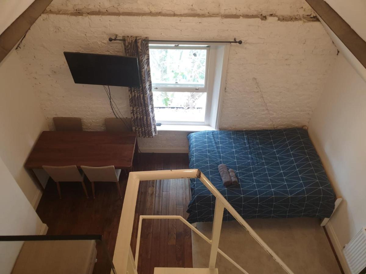 Mezzanine Studio Apartment Londra Dış mekan fotoğraf