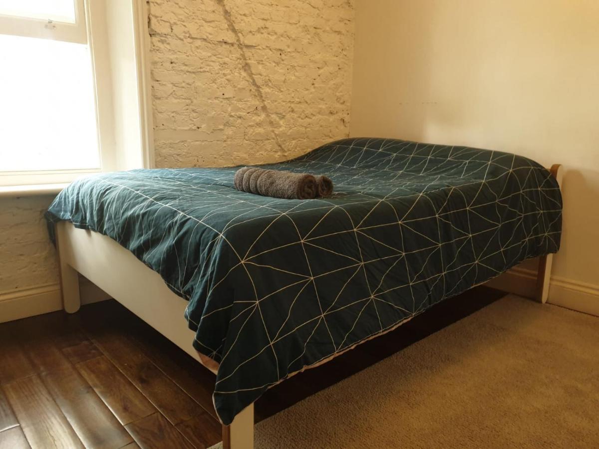 Mezzanine Studio Apartment Londra Dış mekan fotoğraf